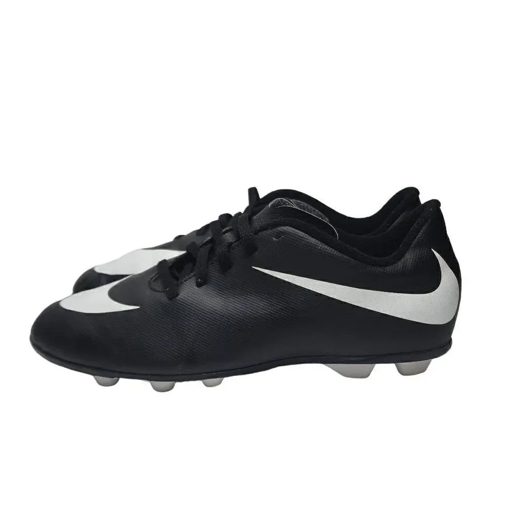 Nike Jr‎ Kid's Black And White Bravata FG Soccer Cleats Athletic Shoes Size 5Y